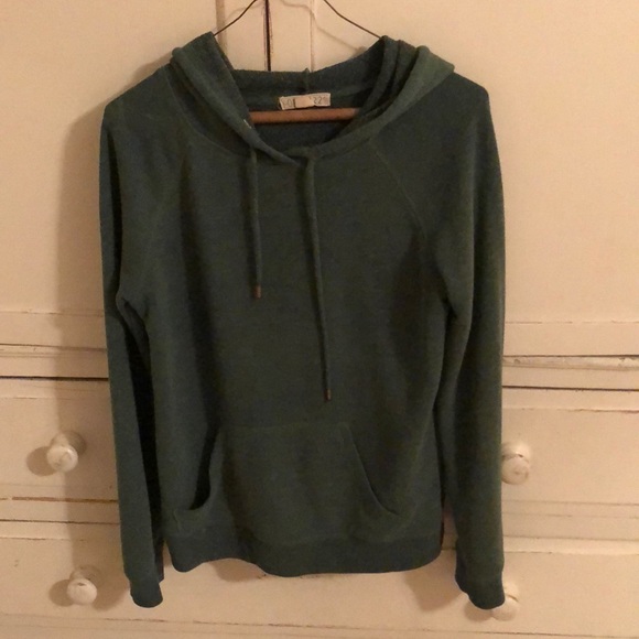 Forever 21 Tops - Green Sweatshirt